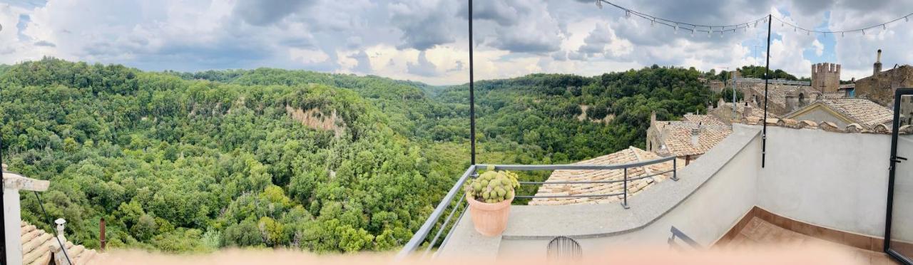 La Casa Sui Tetti -calcata * Calcata